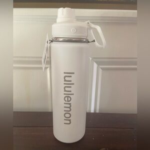 LuluLemon water bottle
